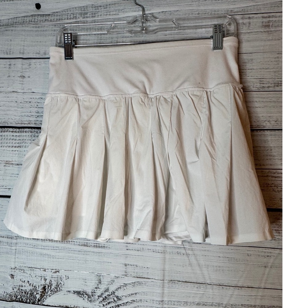 JoyLab White Pleated Tennis Skort Womens Medium Activewear Skirt with Shorts